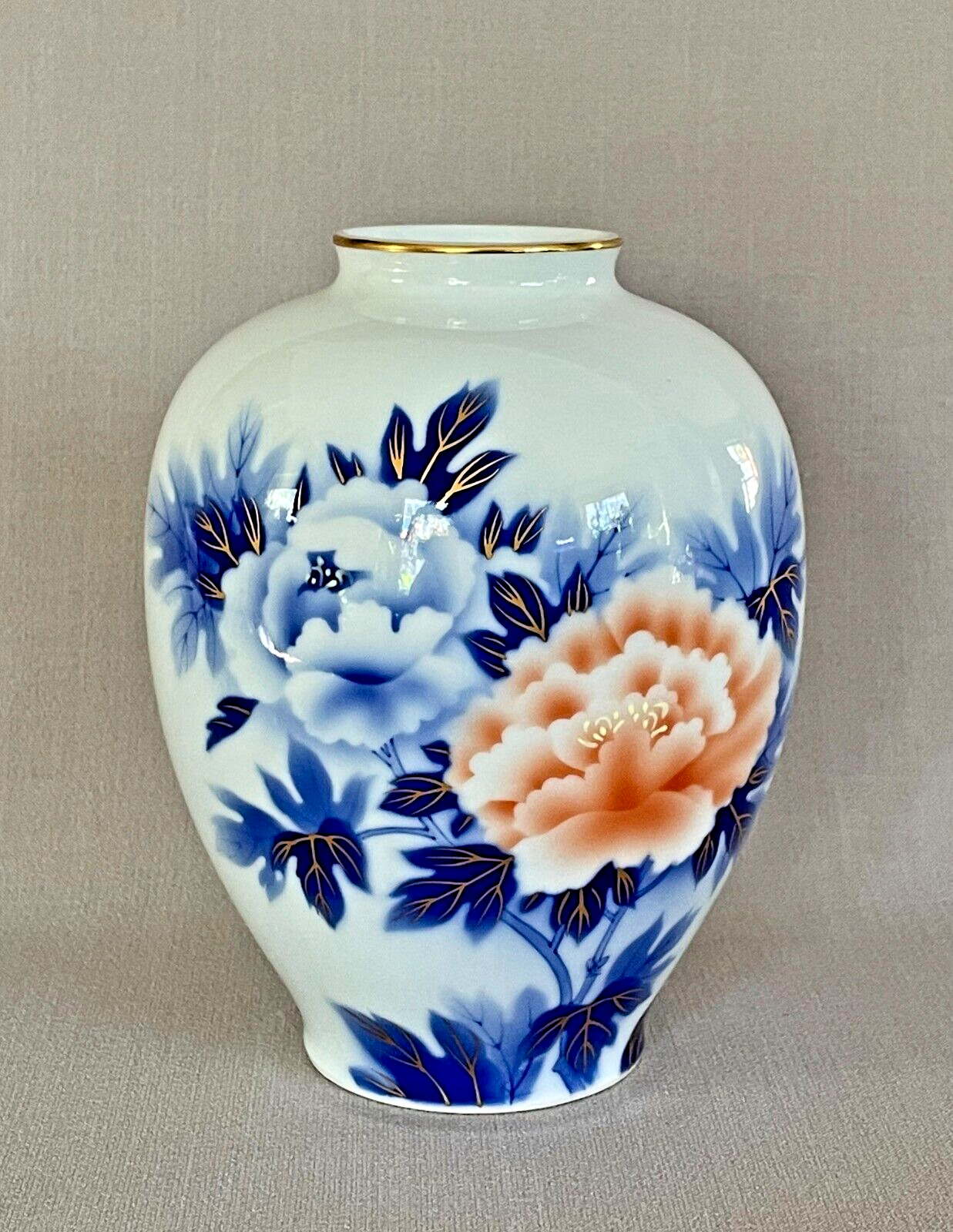 Gorgeous Vintage Japanese Fukagawa Porcelain Peony Vase - Hand Painted & Signed
