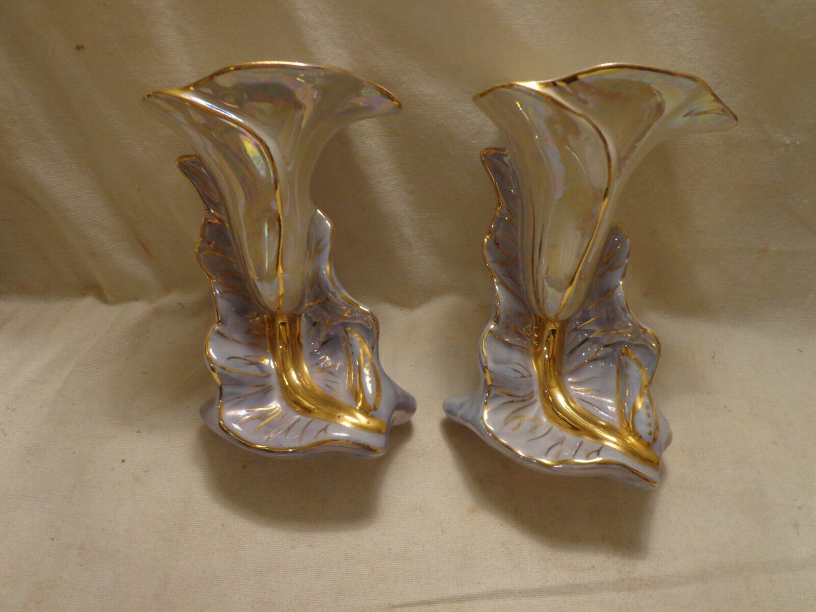 KASS USA LILY VASE PAIR NICE COLOR MID CENTURY TABLE DECOR IRRIDESCENT PORCELAIN