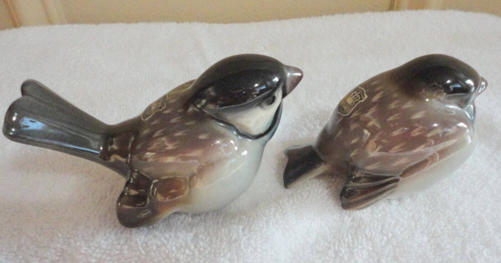 Vintage E&R ERPHILA Porcelain Sparrow or chickadee Stamped Germany EUC