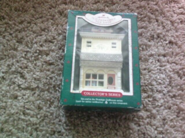 Hallmark Christmas ornament Nostalgic Houses and Shops Toy Shop 1985