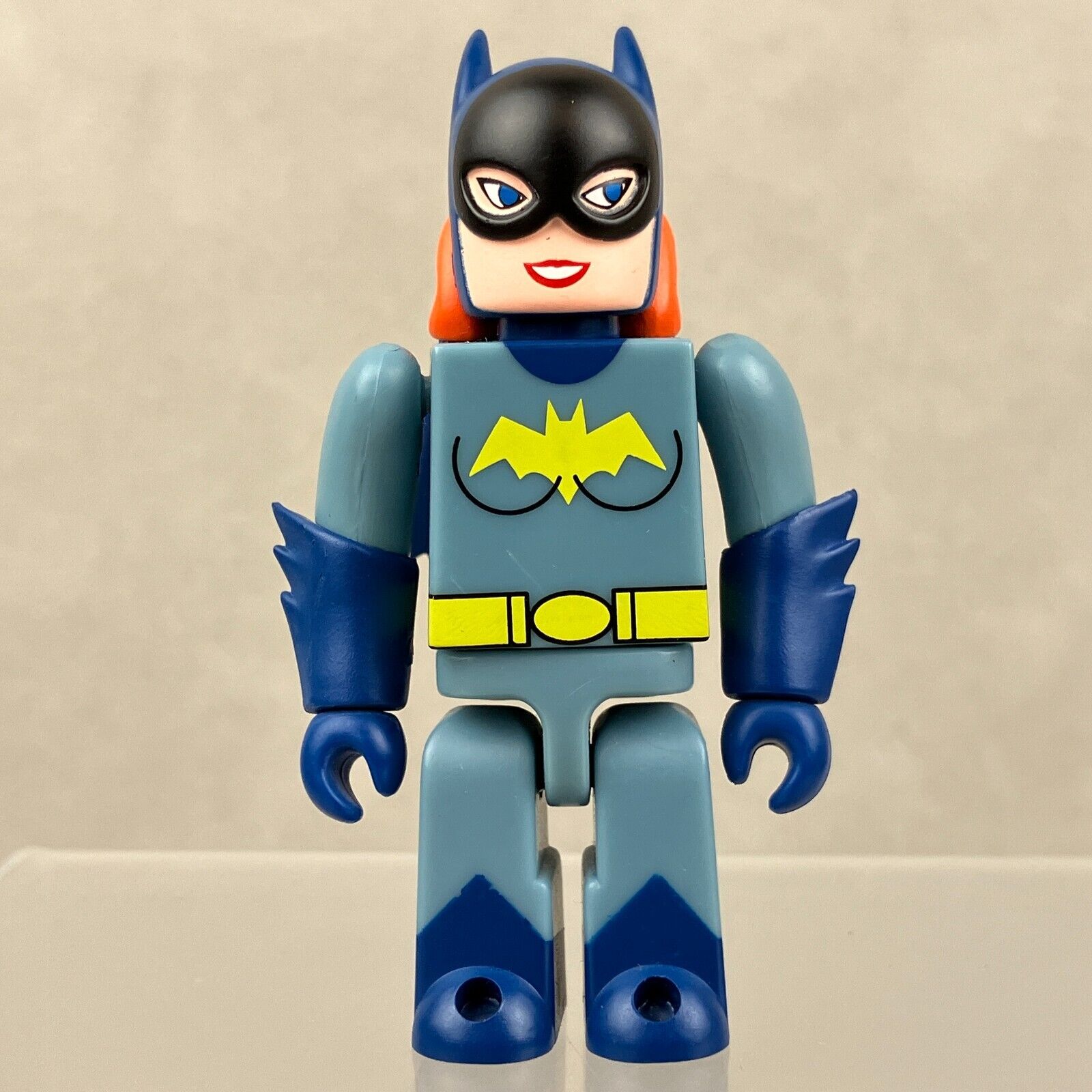 Medicom Toy Batman The Animated Series Batgirl Kubrick Action Figure