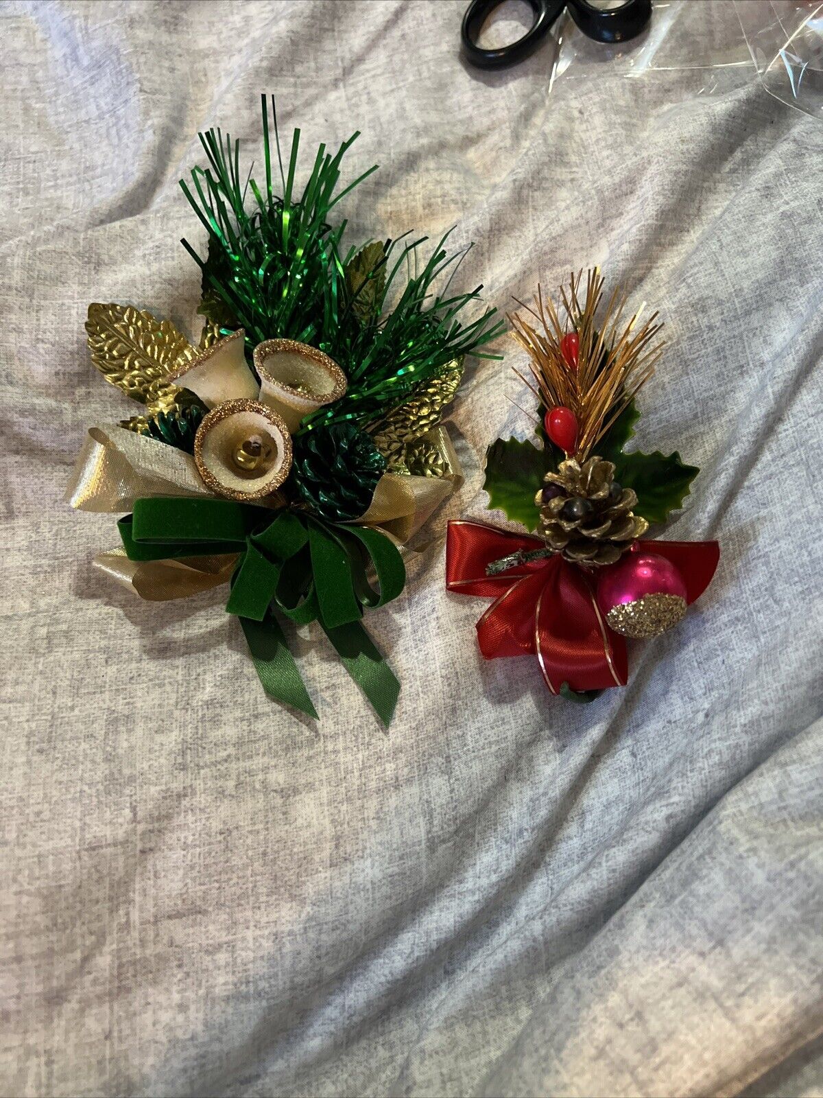 Vintage Mid Century Christmas corsage (lot of 2) 5” And 7”