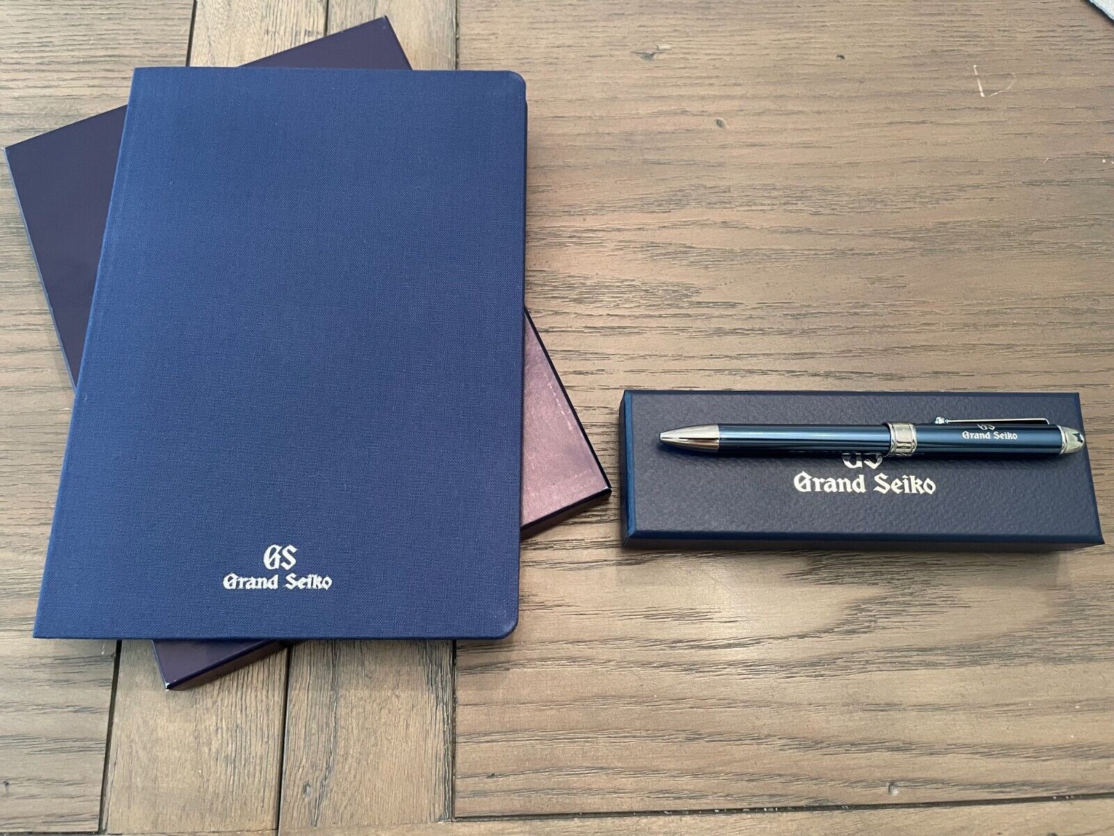 Platinum Japan Grand Seiko Ballpoint Pen & Notebook Set