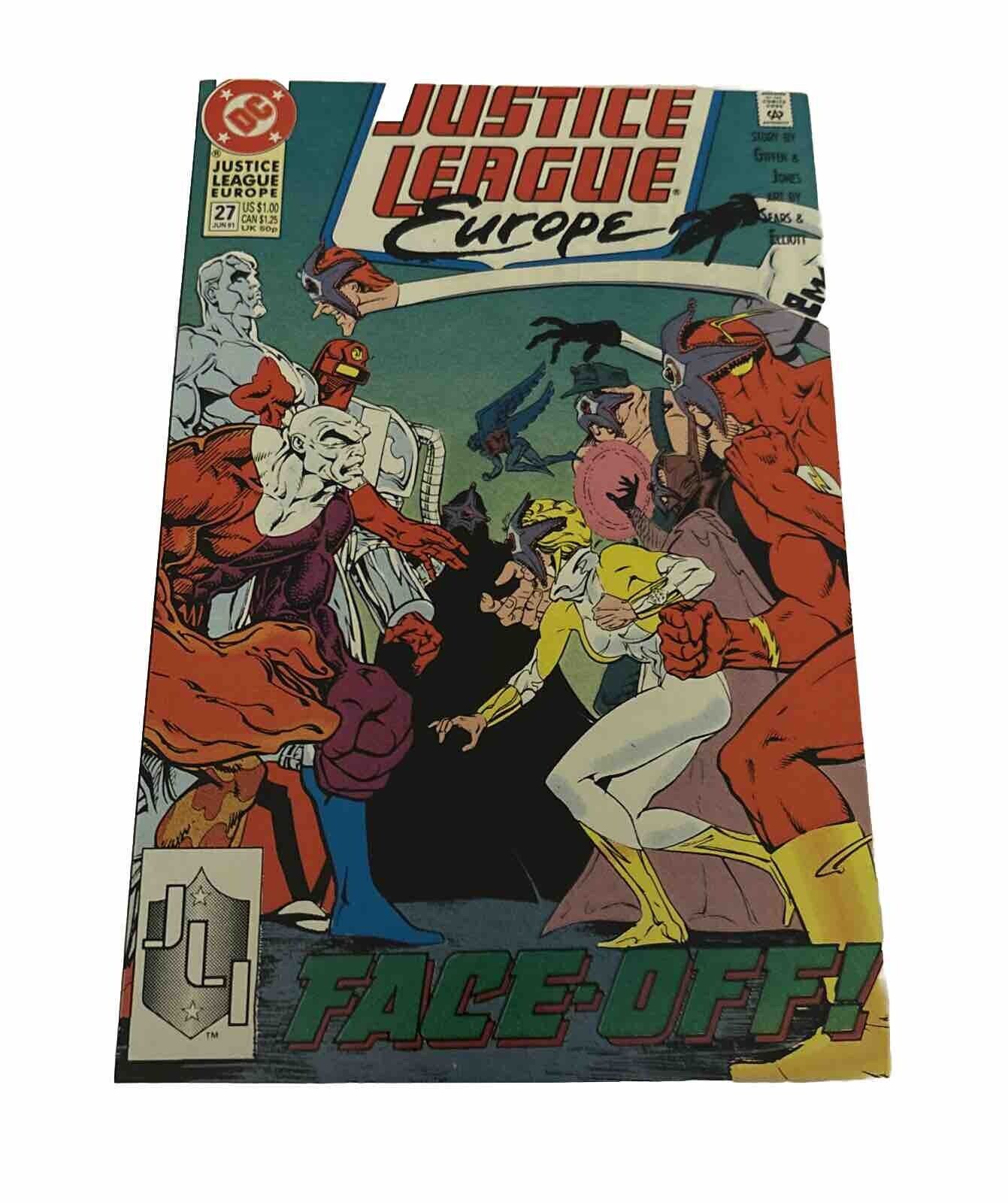 Justice League Europe #27 in Near Mint minus condition. DC comics (box34)