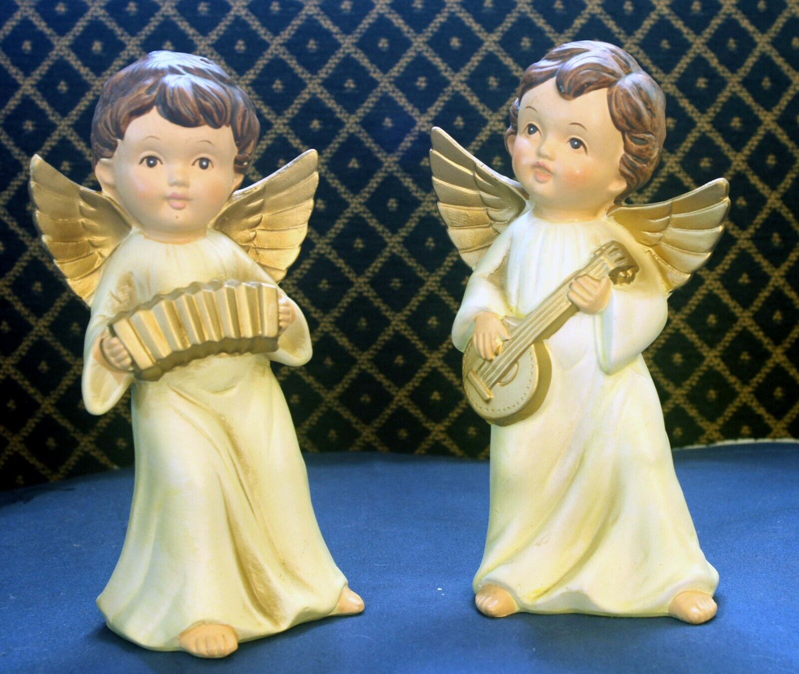 VTG Colonial Candle Set of ceramic Angel/musicians - approx 6.5\