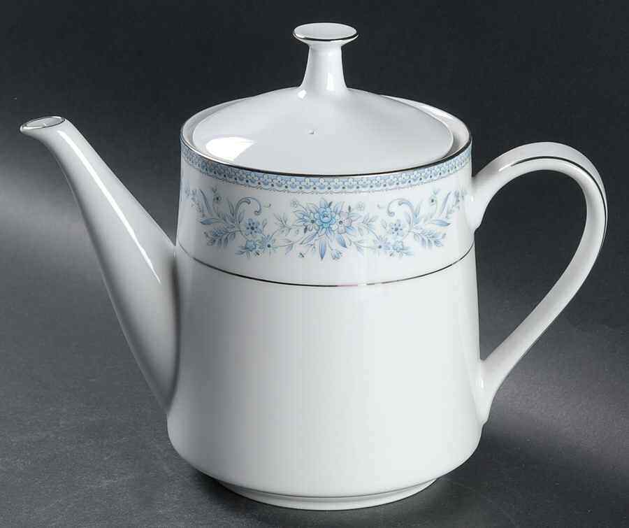 Noritake Blue Hill Tea Pot 960240