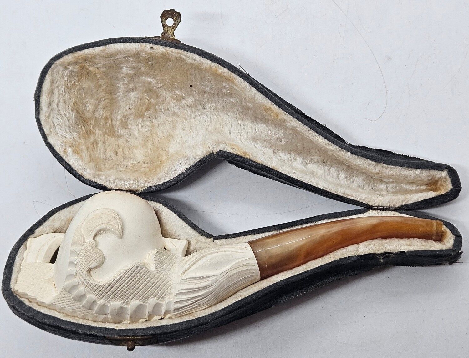 Antique Meerschaum Eagle Claw Talon Holding Bowl Estate Pipe with Fitted Case