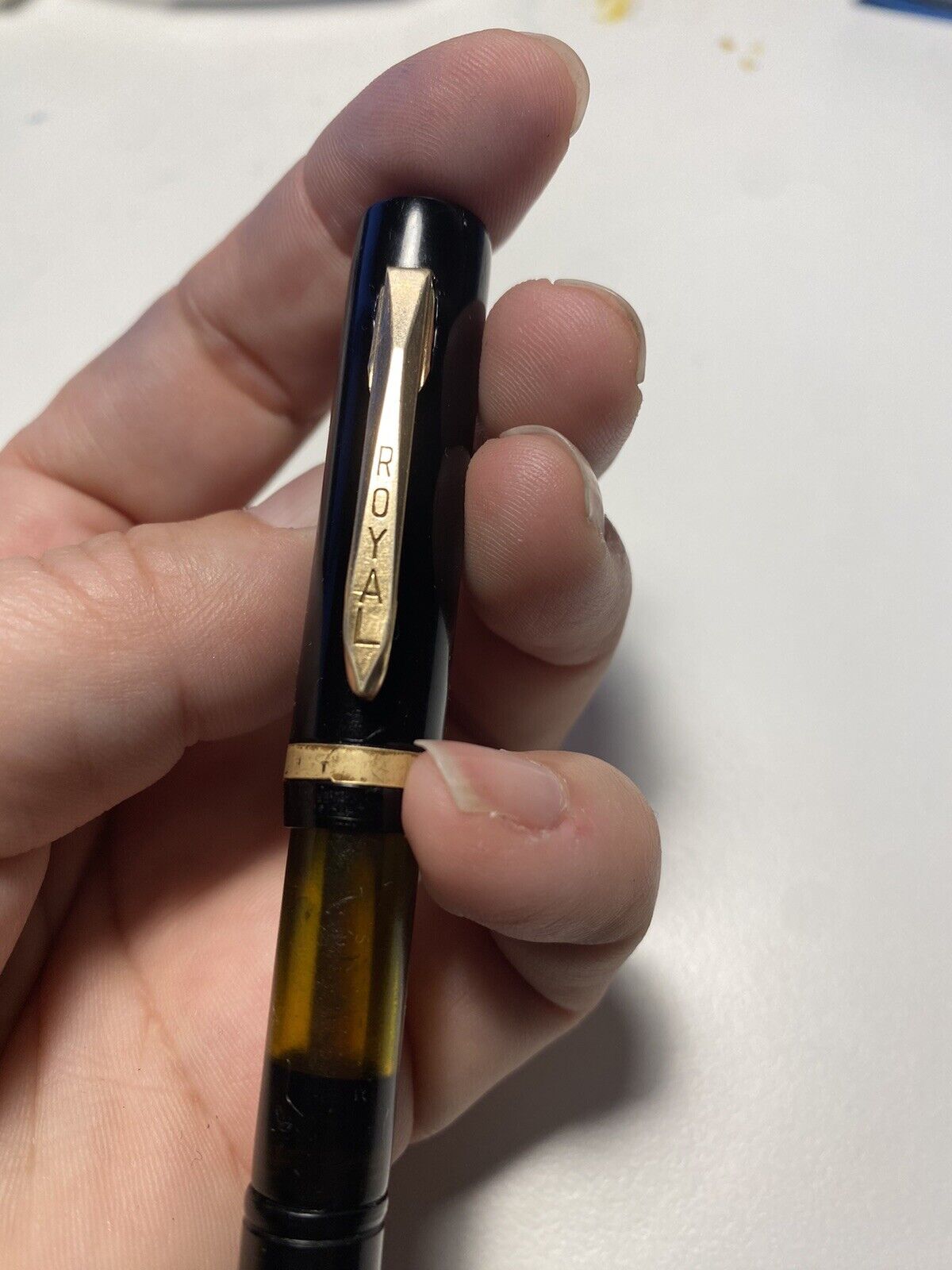 Royal Vintage Black Fountain Pen Dura Tip Gold Nib