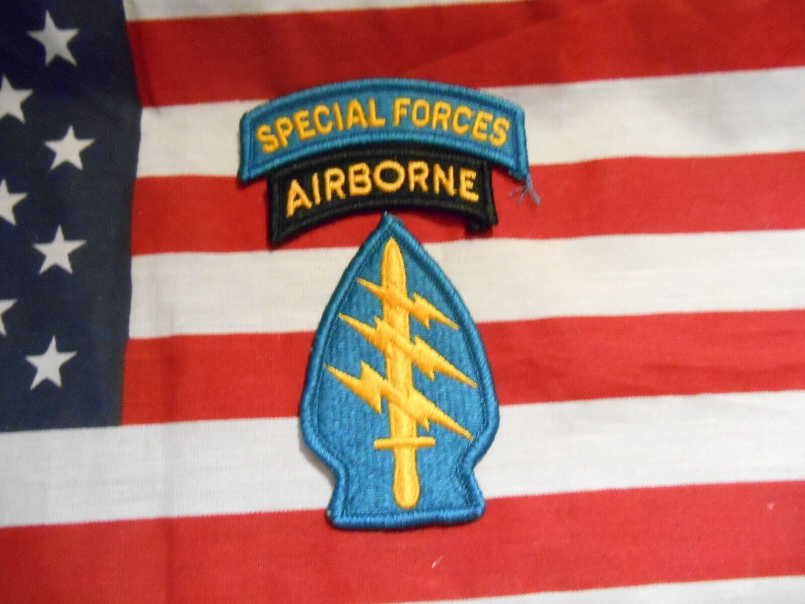 US ARMY SPECIAL FORCES GROUP AIRBORNE COLOR SSI PATCH