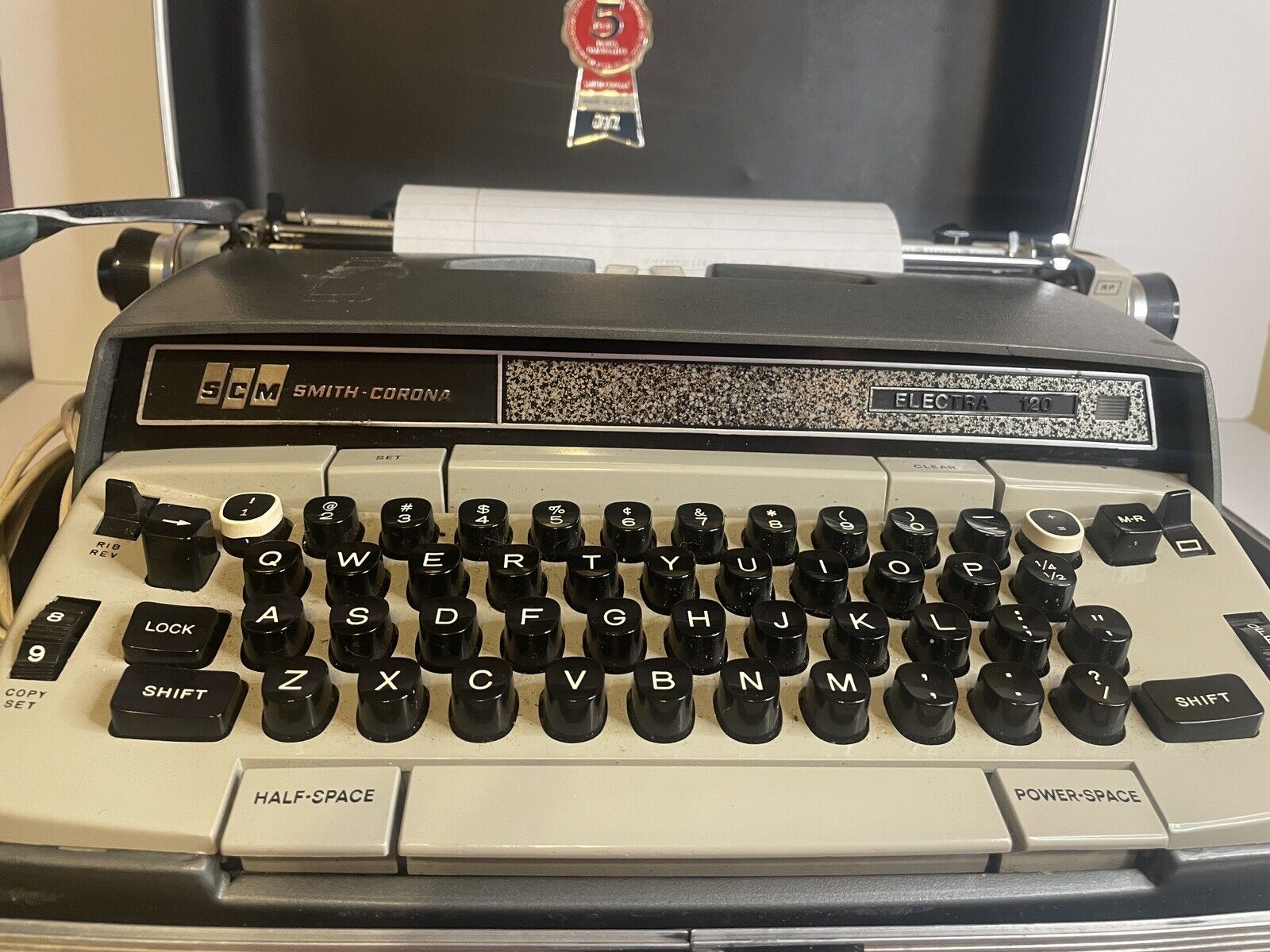 Vtg SCM Smith Corona Electra 120 Typewriter with Hard Case and Key-Tested Works