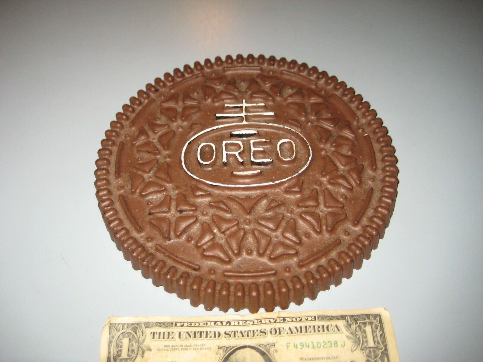 Oreo Cookie Large 7 1/2\