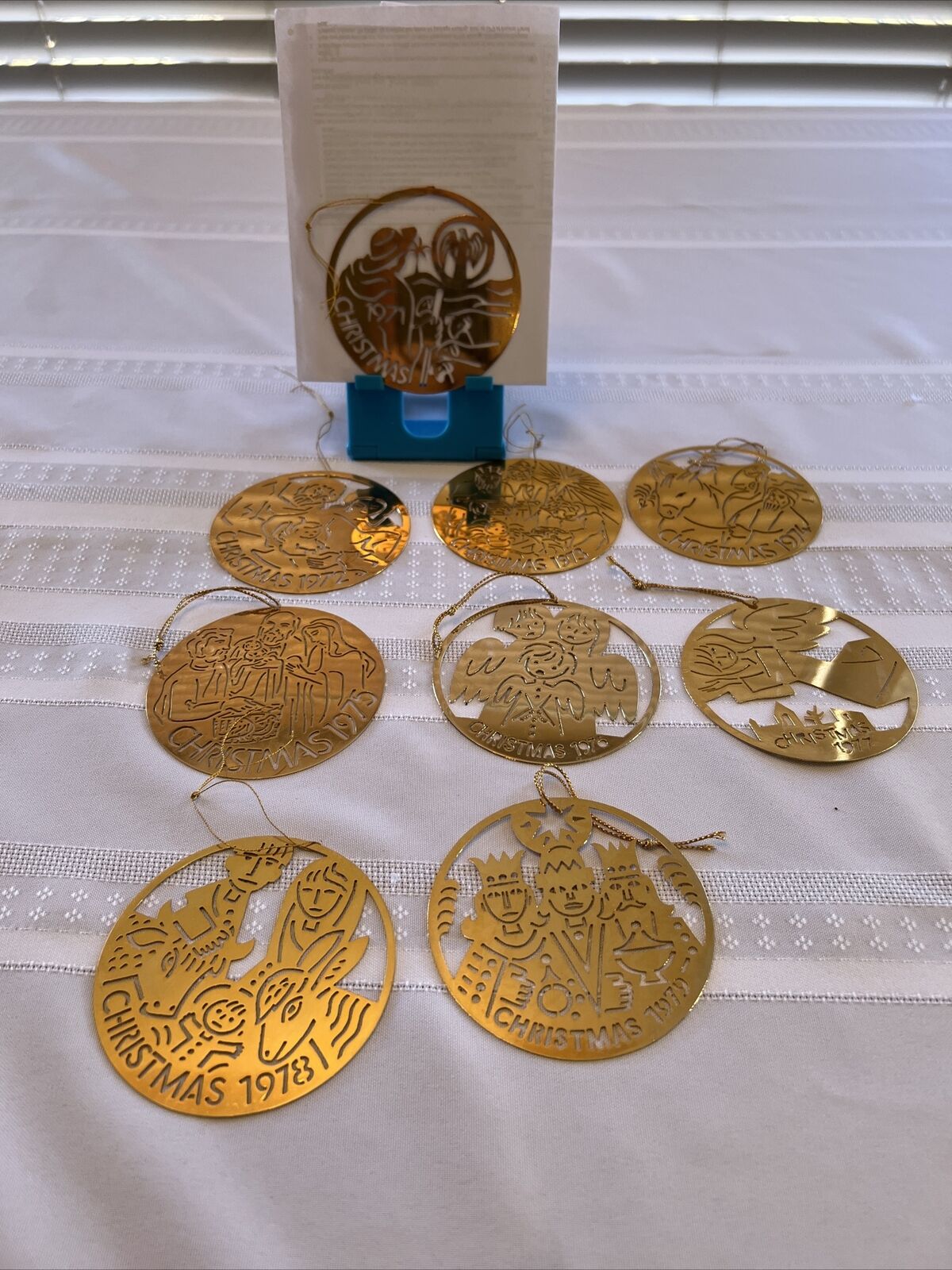 9 Gold Brass Christmas Ornaments stencil Circular 1971-1979