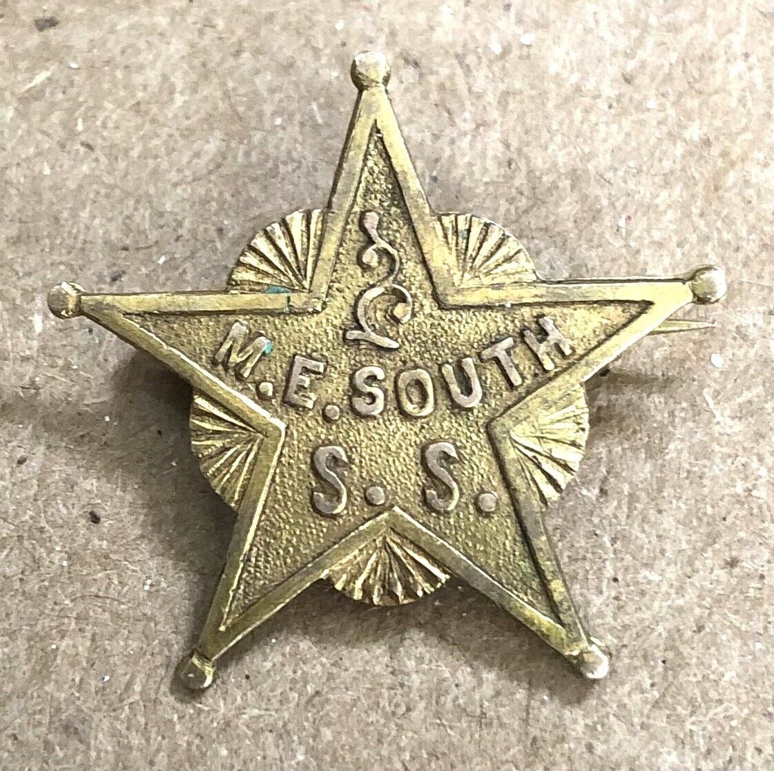 Vintage 1930s Masonic Star M. E. South S. S. Metal Lapel Pin EUC