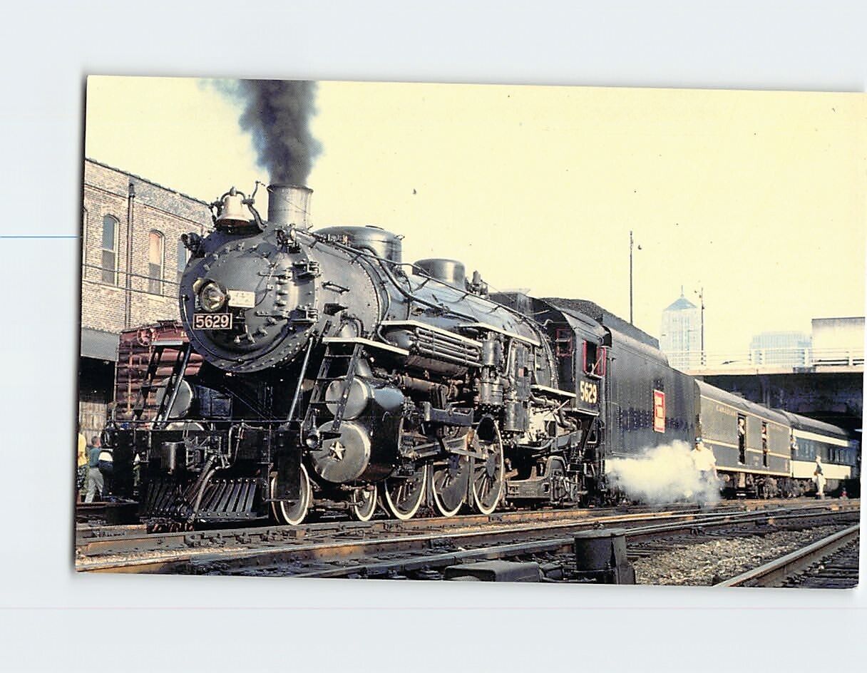 Postcard Grand Trunk Western K4 4-6-2 Pacific #5629 Now isn't that Grand?