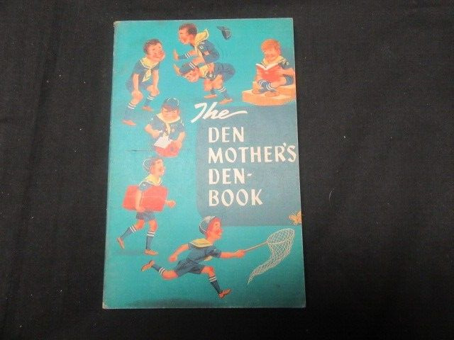 The Den Mother\'s Den Book, July 1965 Printing       MB1