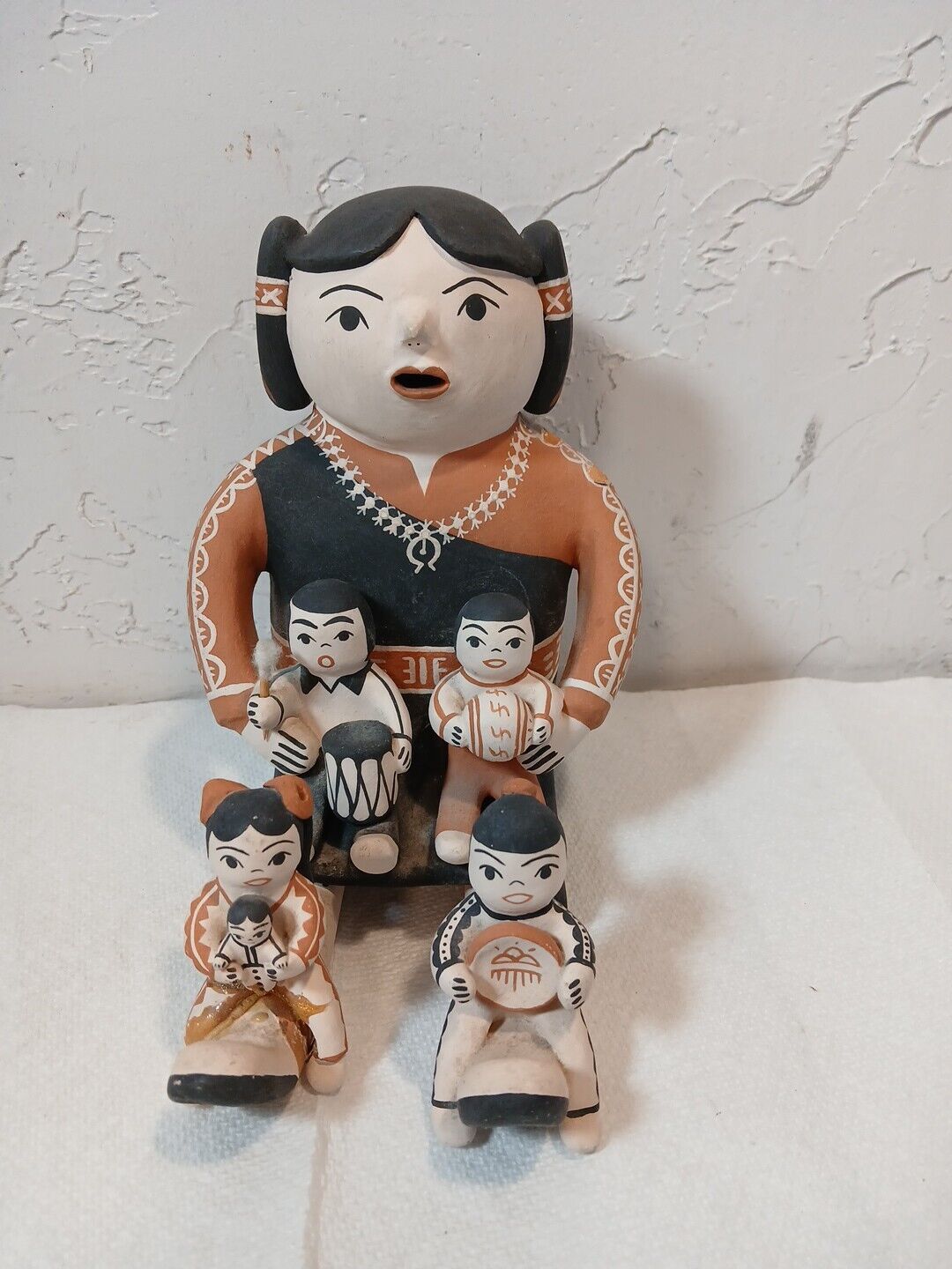 Vtg Native American Storyteller Pottery Figurine Signed Sandia Rue  4 Children