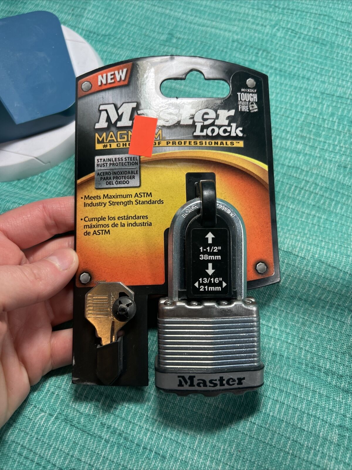 Master Lock 1-1/2” 38 Mm Magnum Keyed Padlock E5