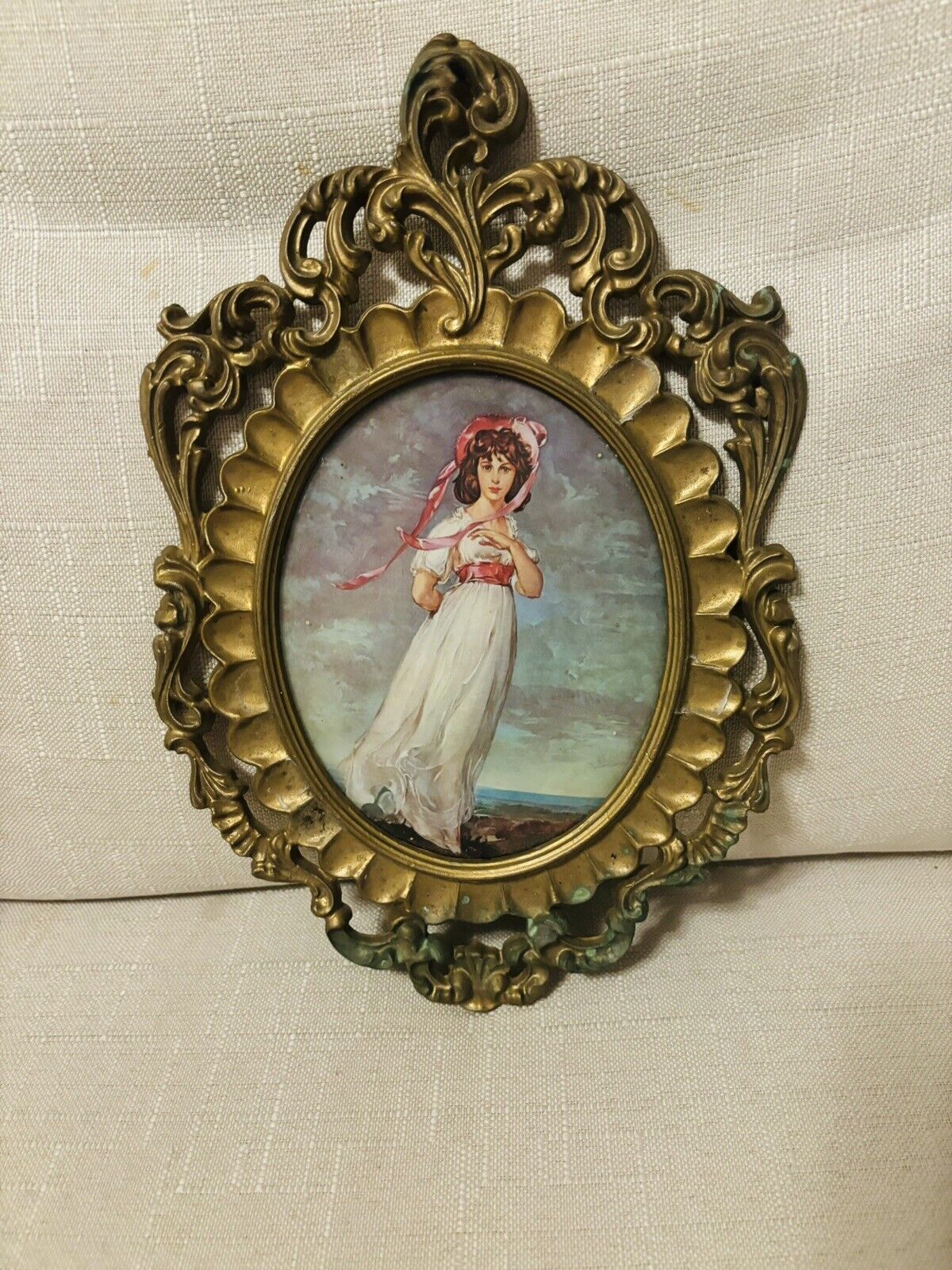 Antique Oval Glass frame with Victorian girl Pinkie made in Italy