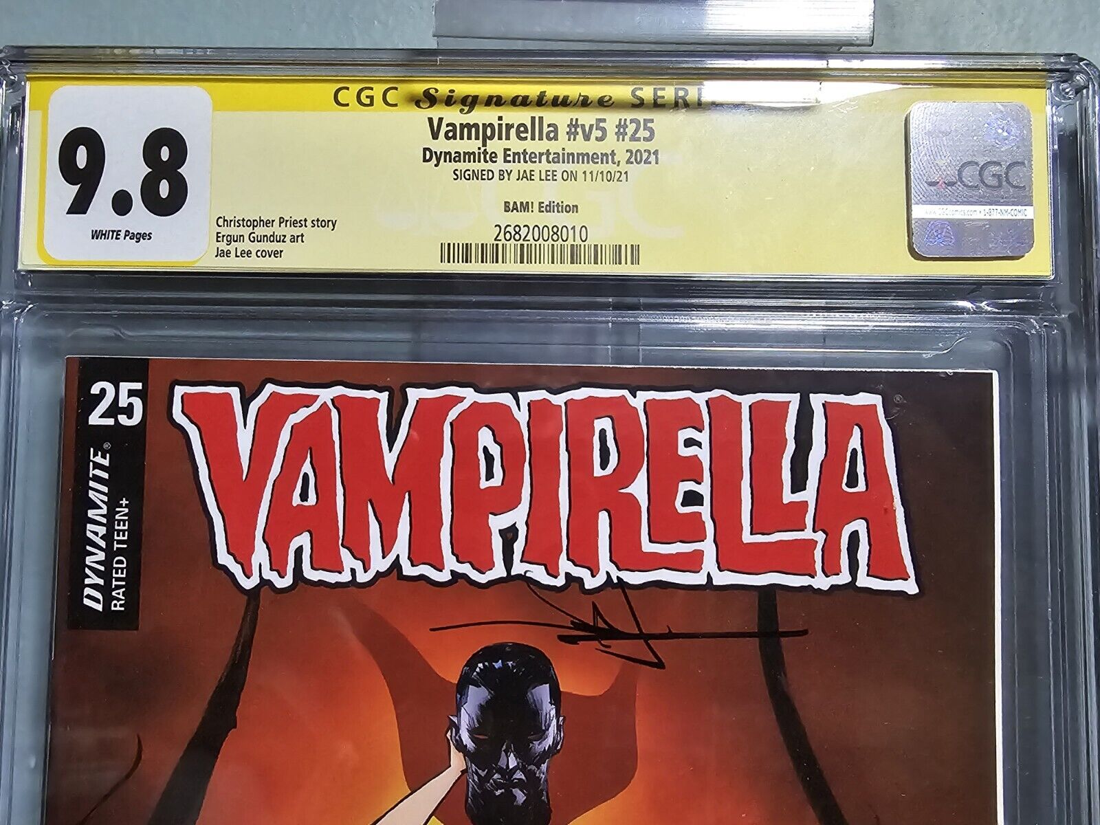 Vampirella Vol 5 #25 CGC 9.8 NM/MT SS Signed Jae Lee Bam Exclusive Cover