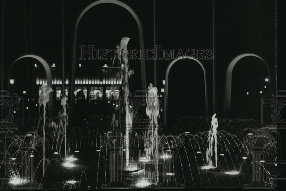 1968 Press Photo Water fountains in Spanish Plaza, Mobile, Alabama - abna16346