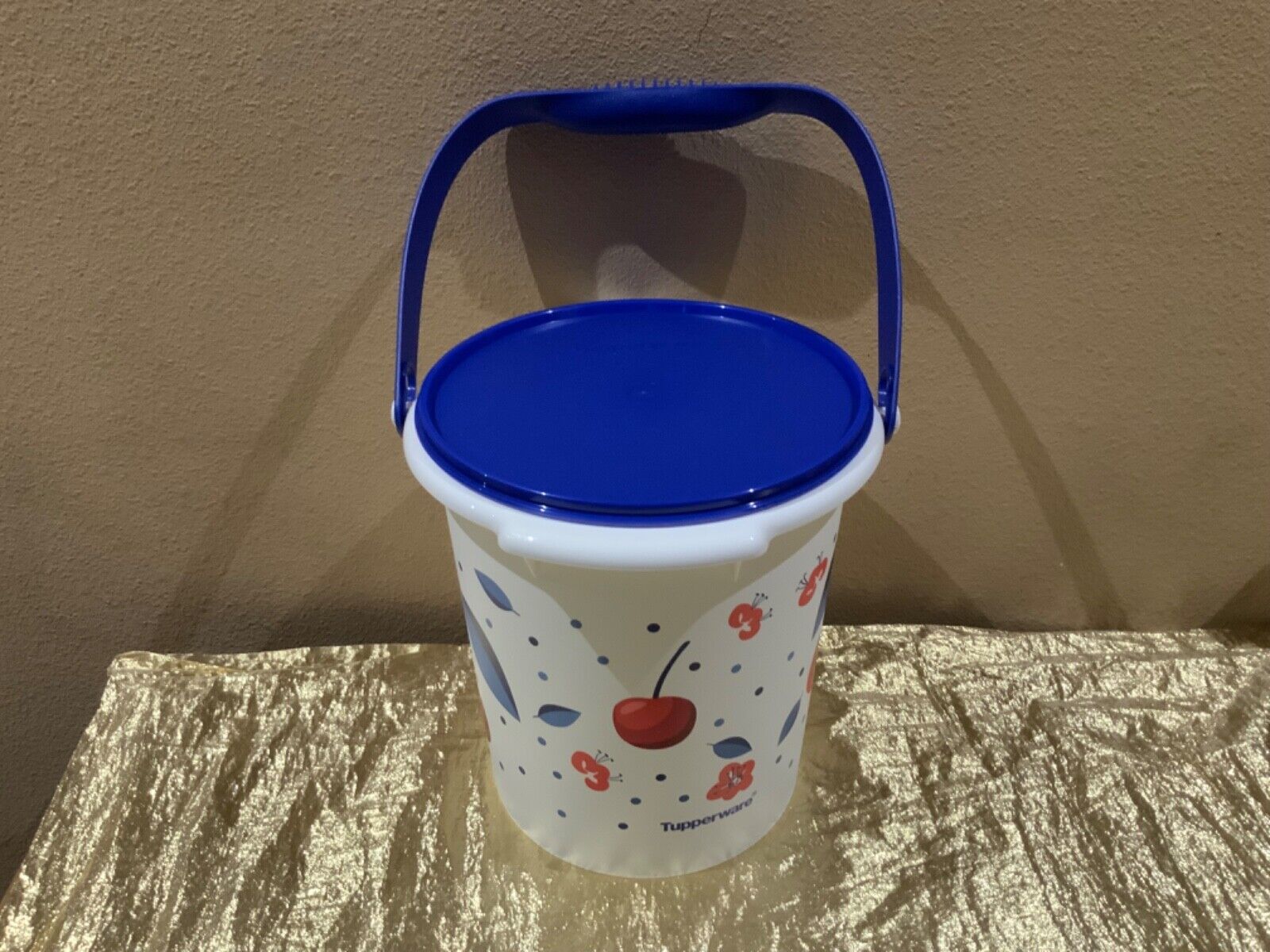 New UNIQUE Beautiful Tall Round Tupperware Bucket/Container 8.5L Cherry Theme