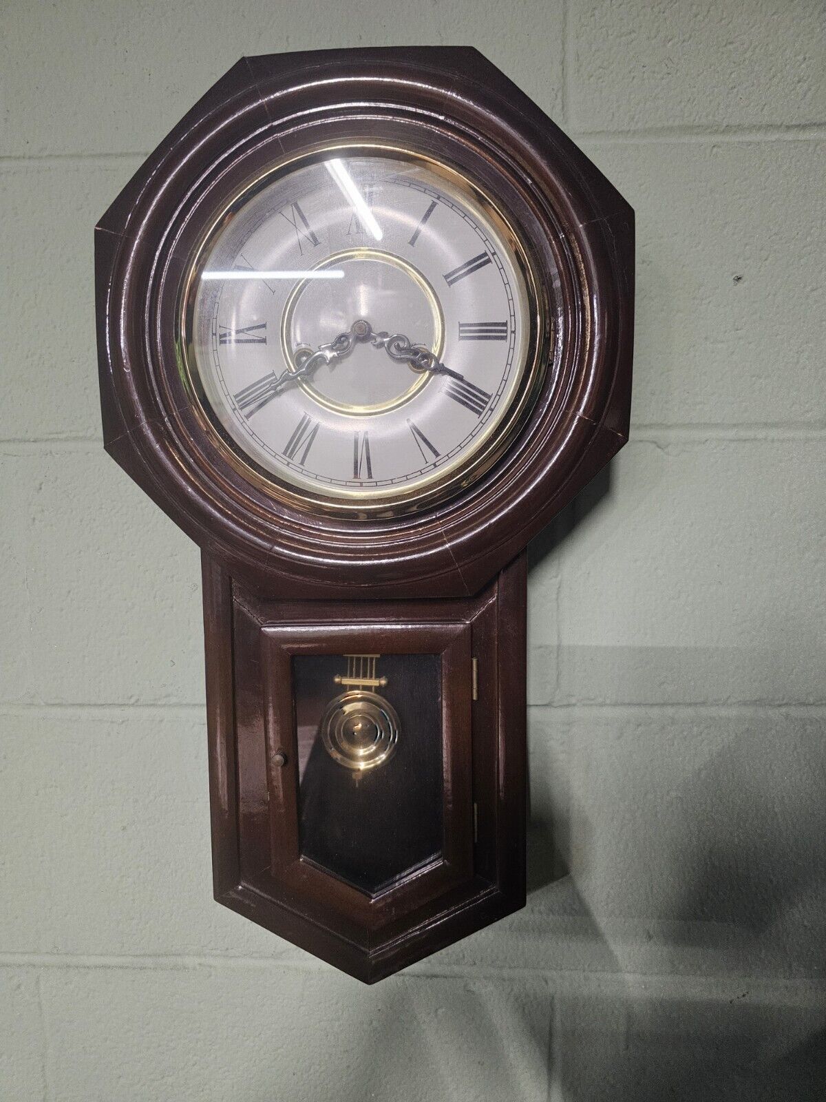 Large Vintage Chime Wall Clock In Dark Finish With Key