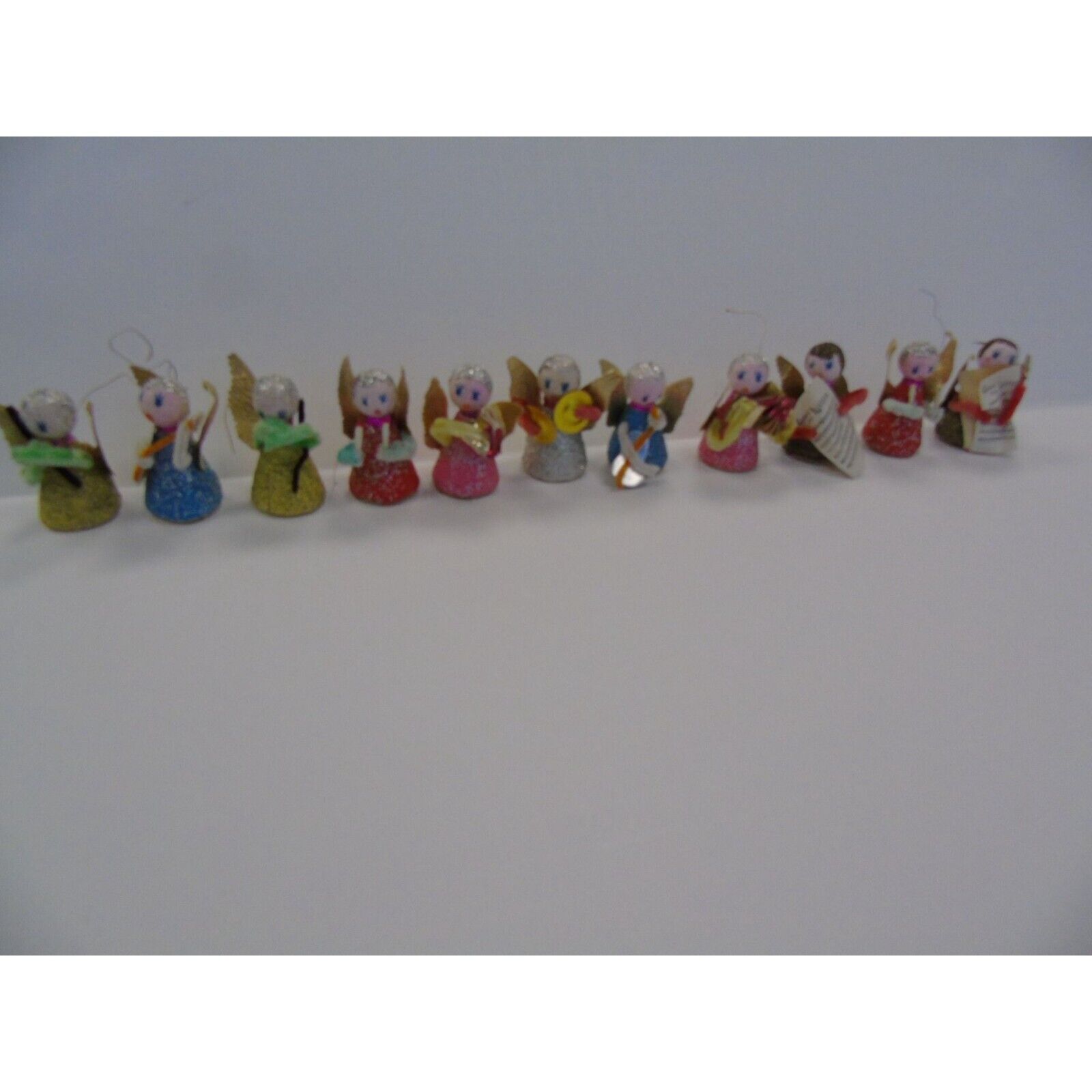 Vintage Christmas Band Of 11 Angels Handmade 1960\'s Made In Japan Gold Wings