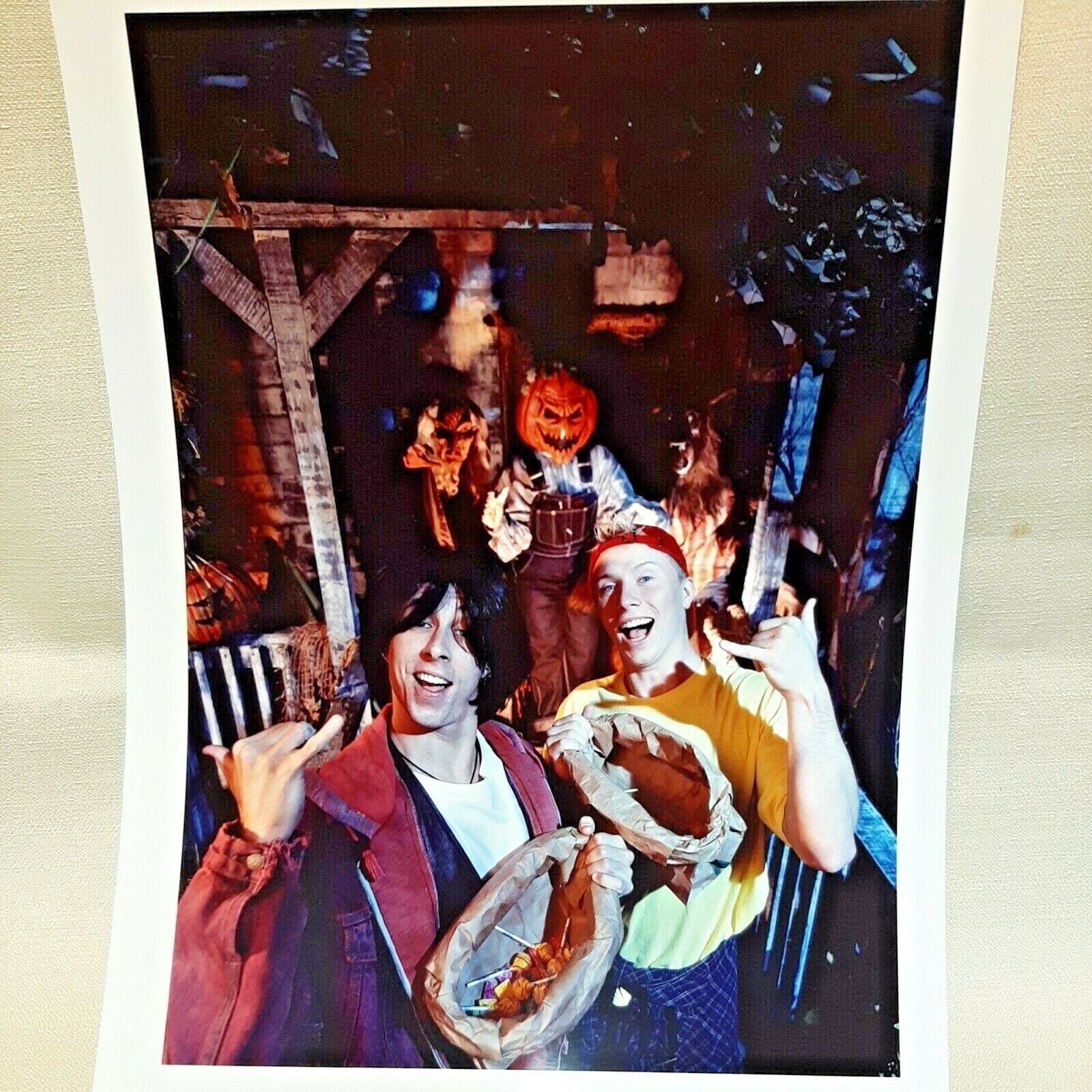 Halloween Horror Nights Press Kit Photo Bill Ted Show Happy Pumpkin HHN 8 x 10