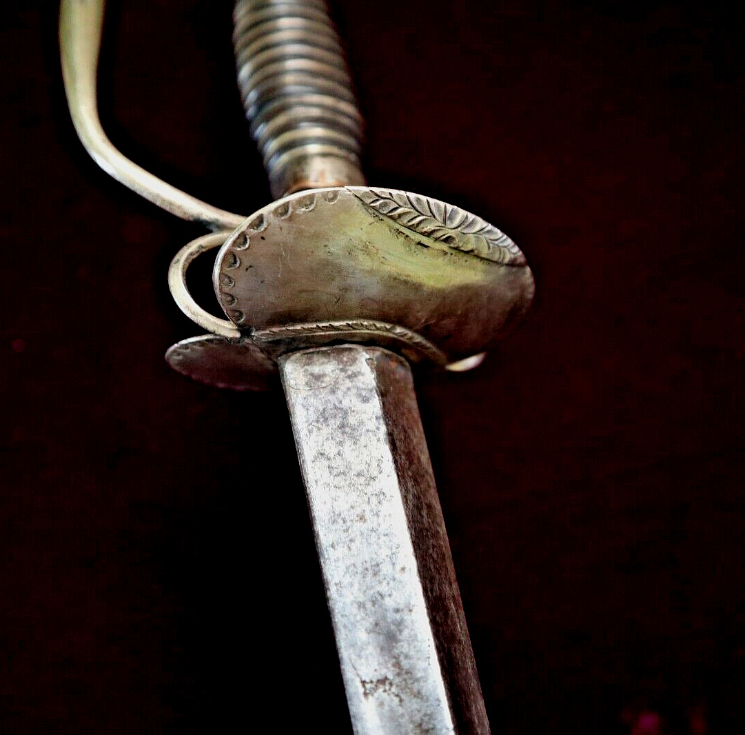 AMERICAN REVOLUTIONARY WAR AMERICAN SILVER HILT BY TOM SPARROW SWORD PUBLISHED