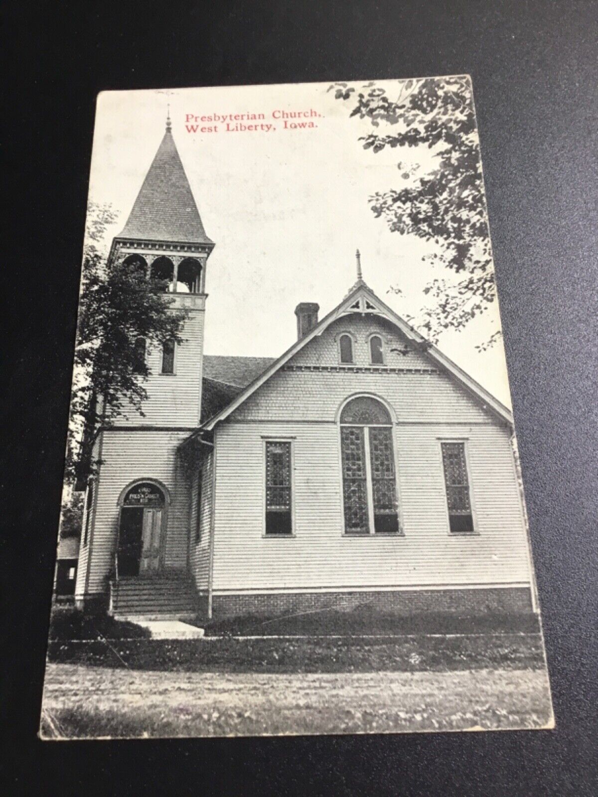 1915 West Liberty, Iowa Postcard - Presbyterian Church 45