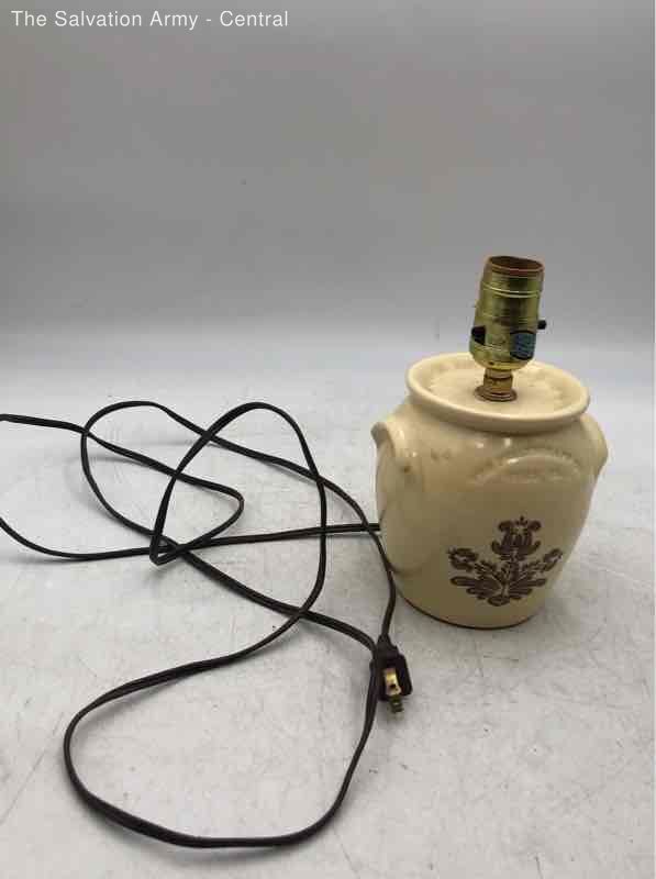 Vintage Pfaltzgraff Beige Yorktowne Crock Style Ginger Jar Electric Table Lamp