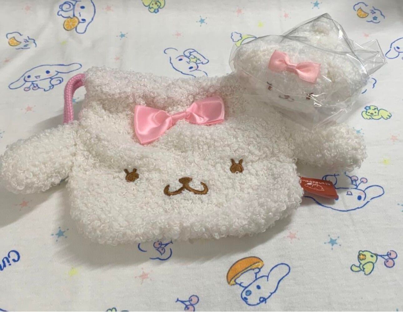 Sanrio  Pompompurin Macaron Secret Mini Plush & Drawstring Unused