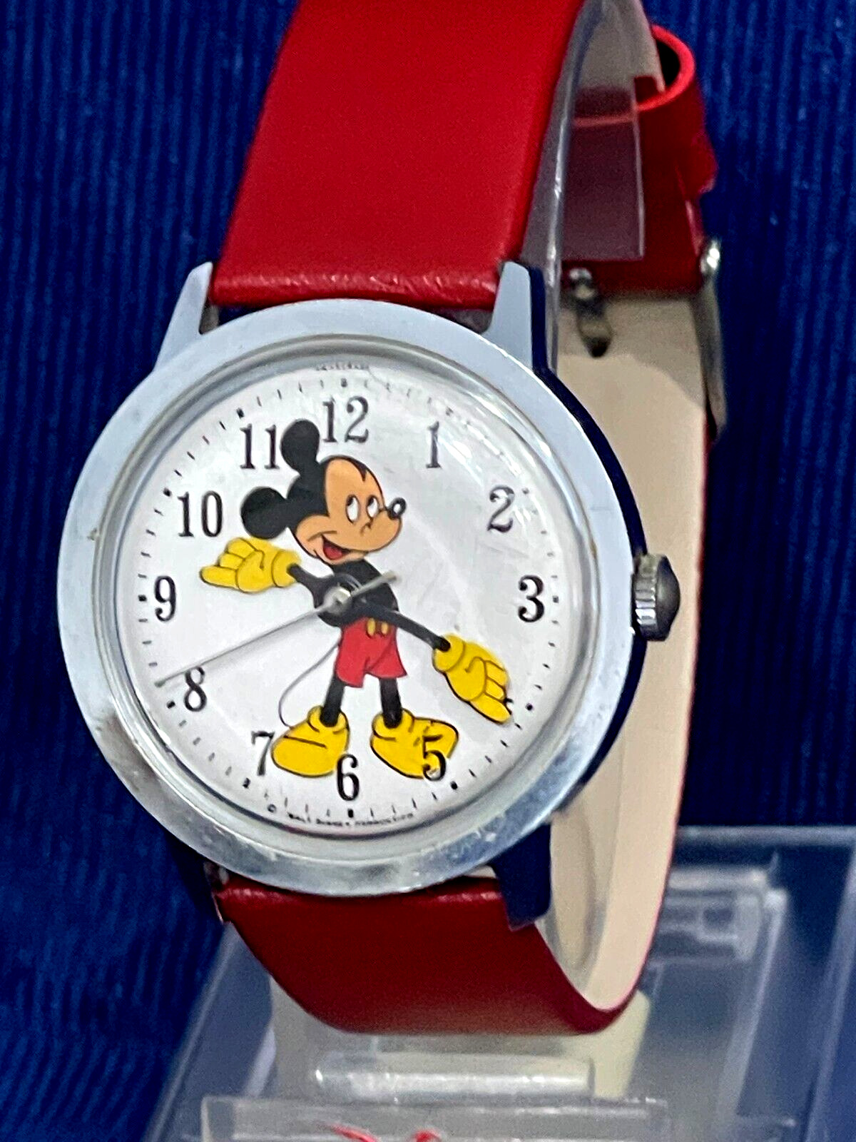 Near Mint Condition 1960\'s Mickey Mouse Watch TIMEX Men\'s Ladies Wind Up NICE