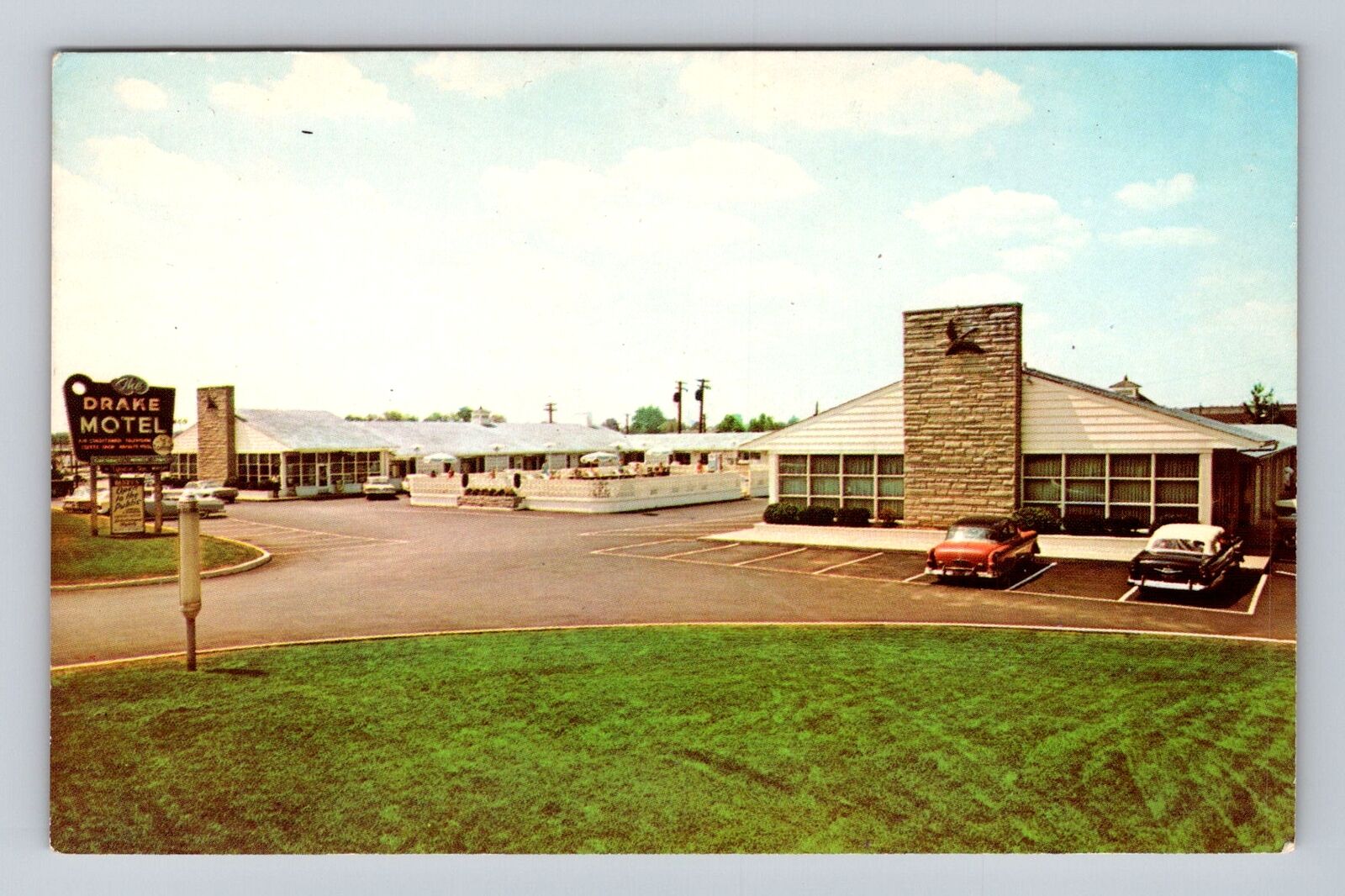 Cincinnati OH-Ohio, Drake Motel Executive Inn Advertising Vintage Postcard