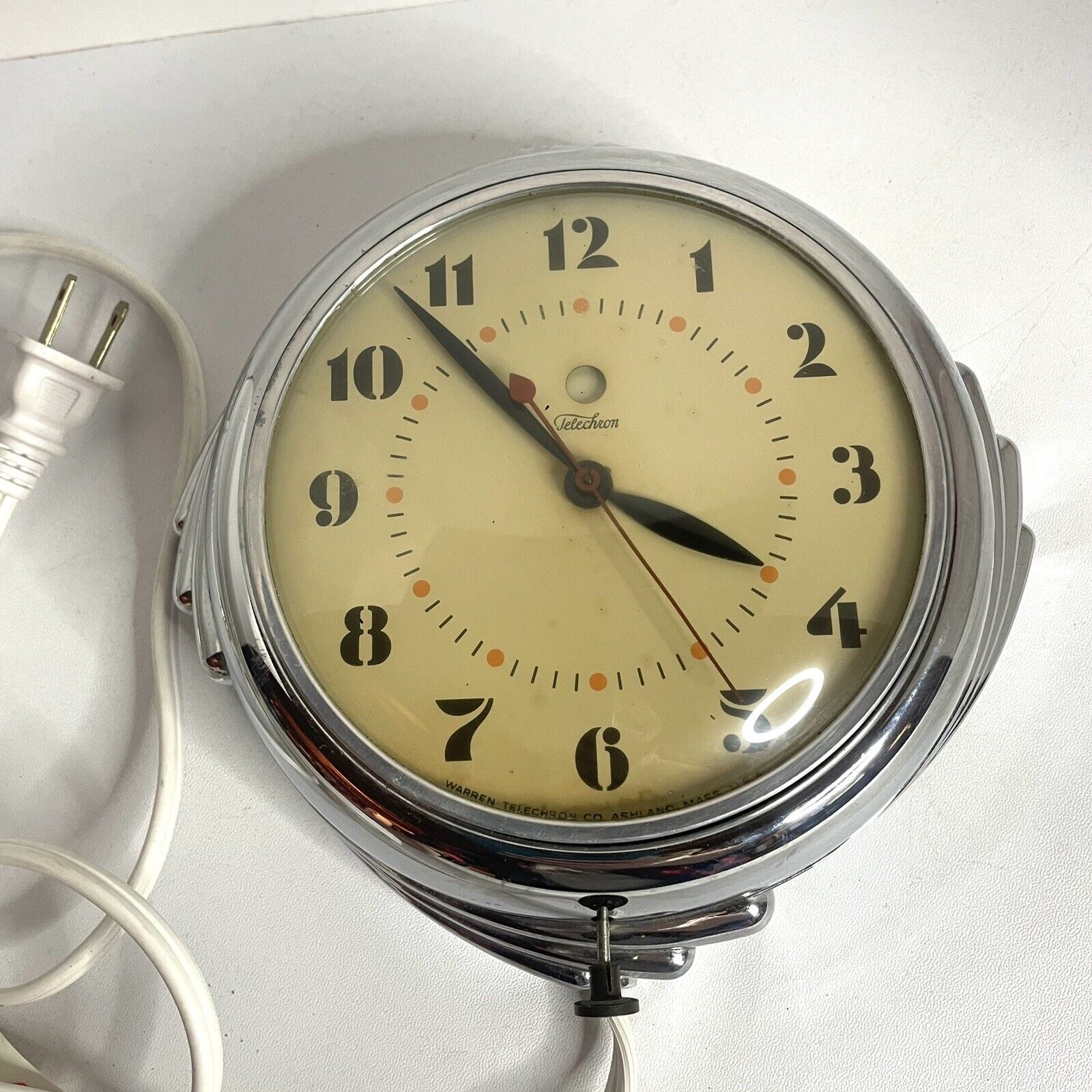 Vintage Telechron Art Deco Electric Wall Clock Working