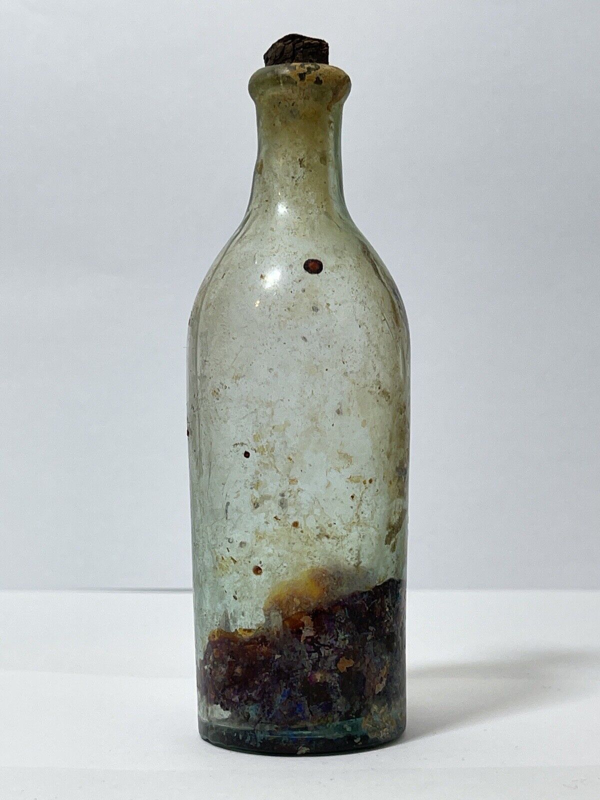 1800\'s Antique Vintage Medical Bottle. 4,7 in.