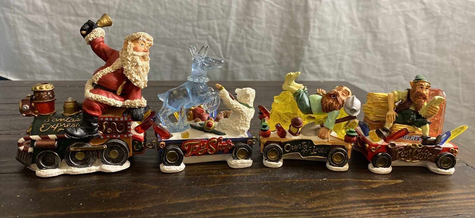1998 Santa\'s Crystal Valley ~ Santa\'s Express ~ Christmas Train Figurines