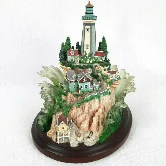 Lenox Lighthouse Collection Island Model 2000 Wooden Base Waves Seals RETIRED Co