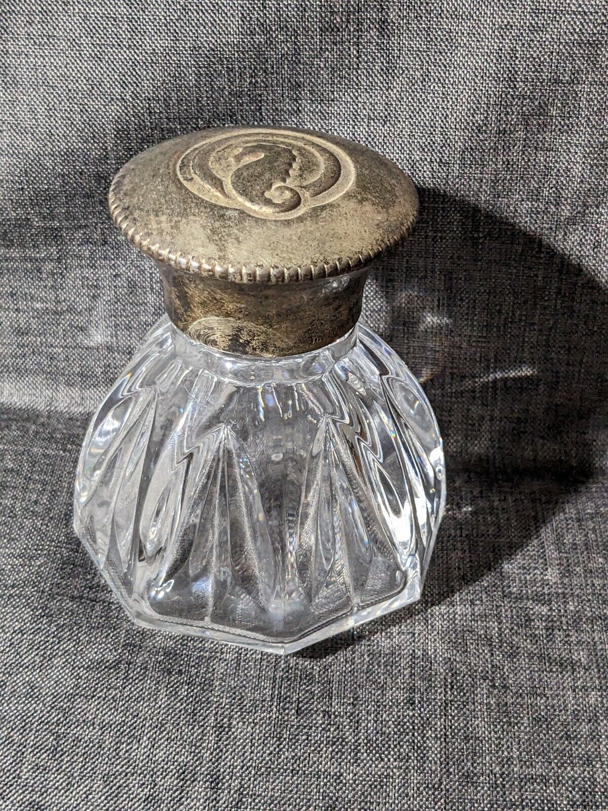 Waterford Lyndon Crystal Inkwell With Seahorse Silver Plate Top