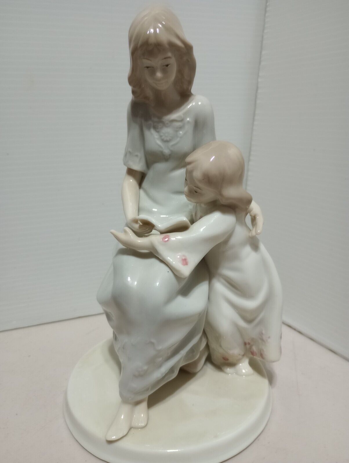 Vintage Meico Inc. Porcelain Figurine Mother and Child Storytime