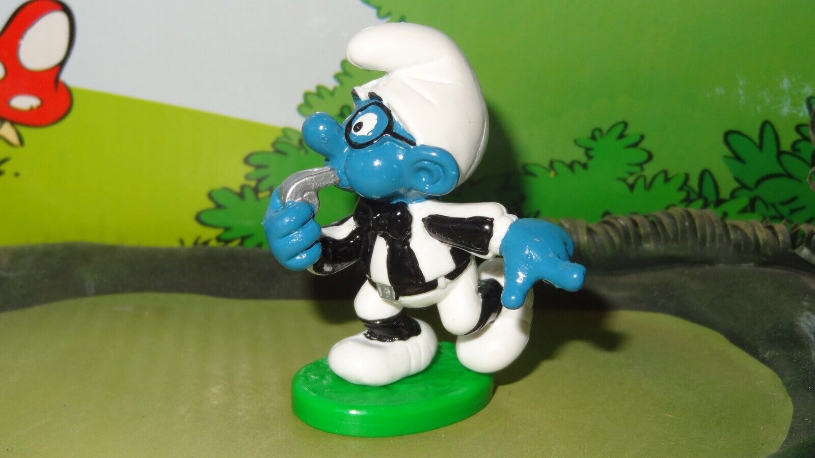 Smurfs Referee Brainy Smurf Sports Football Ref Whistle 20191 Vintage Figurine