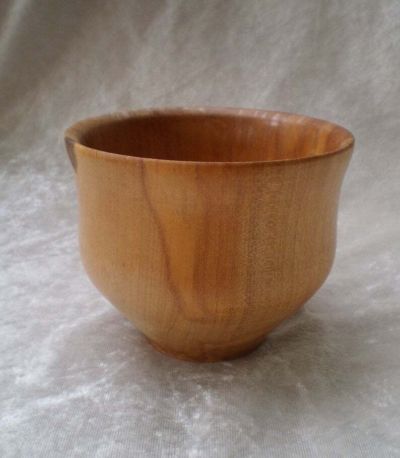 Vintage Hand Lathed Maple Wood Bowl-1970\'s