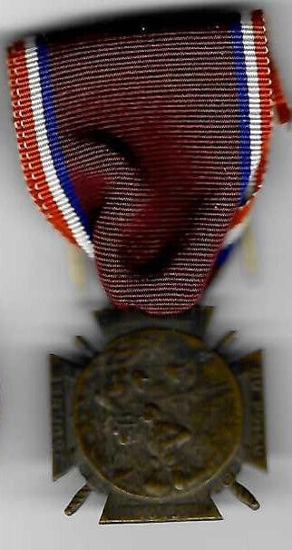 Original French WWI Verdun Service Medal on Replacement Ribbon dated 25-26 1915
