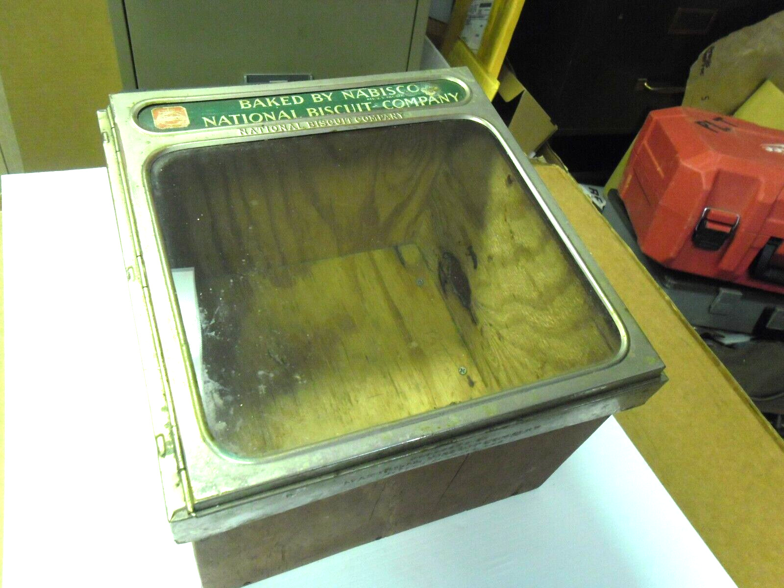 VINTAGE NATIONAL BISCUIT COMPANY COUNTER TOP BOX DISPLAY GLASS TOP LID
