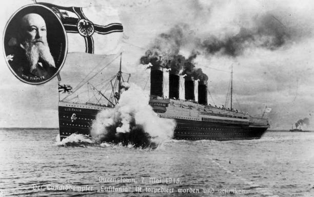 The sinking of the Cunard ocean liner \'Lusitania\' OLD PHOTO