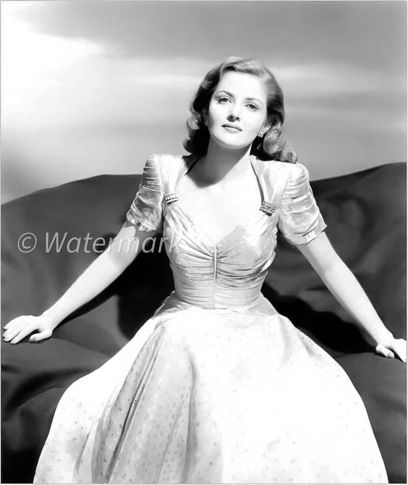 Vintage celebrity Hollywood actress  Martha Vickers   8X10 PUBLICITY PHOTO