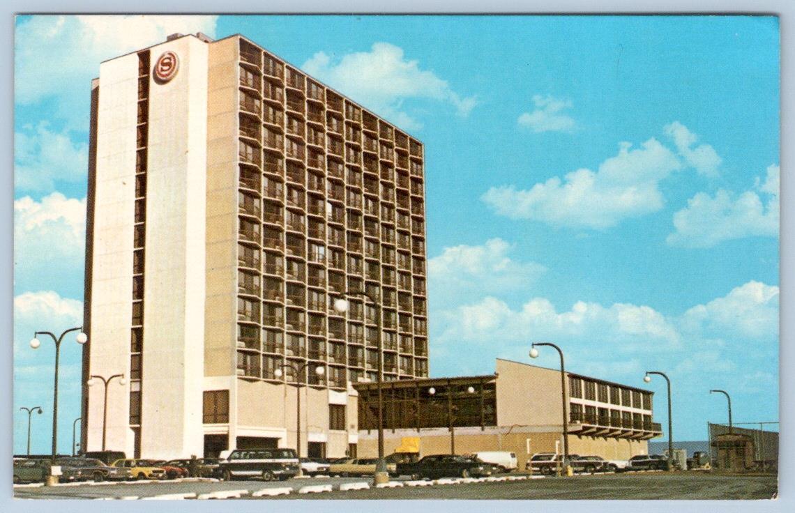 1960\'s SHERATON FONTAINBLEAU HOTEL OCEAN CITY MARYLAND MD CLASSIC CARS POSTCARD