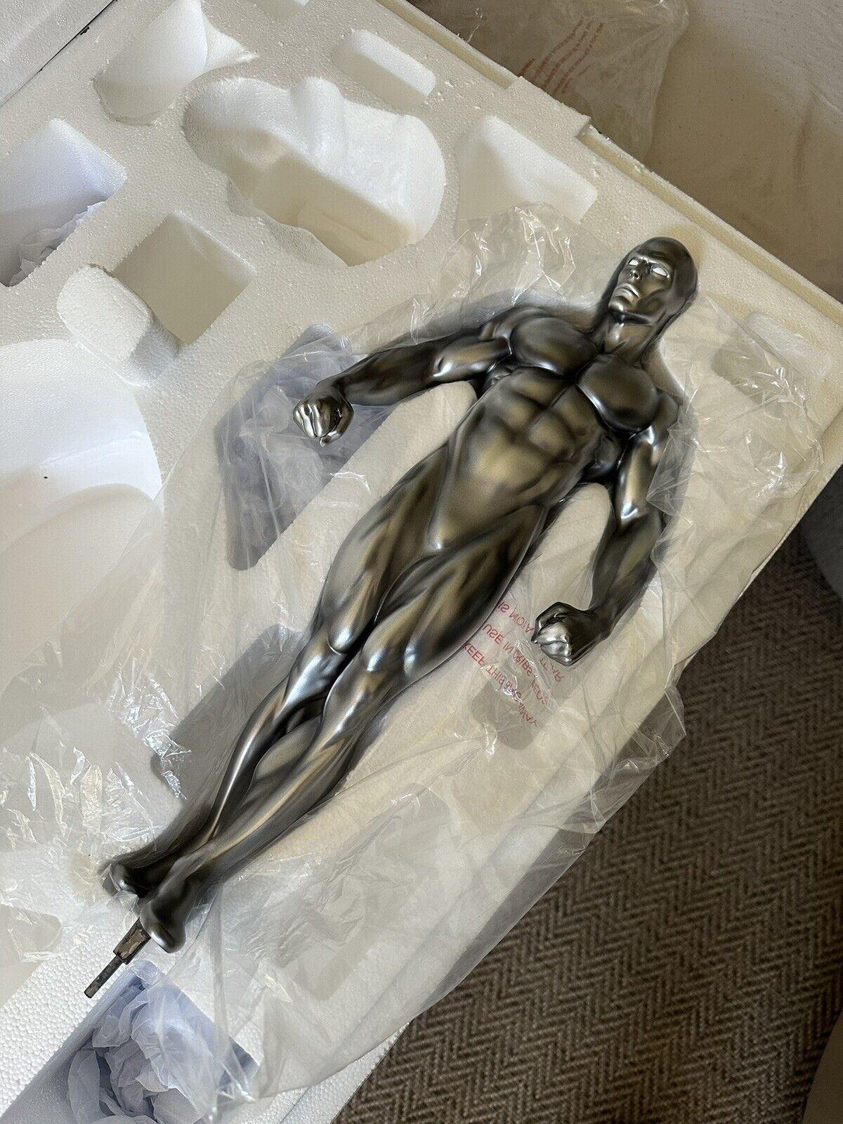 Sideshow Silver Surfer Maquette Body Only