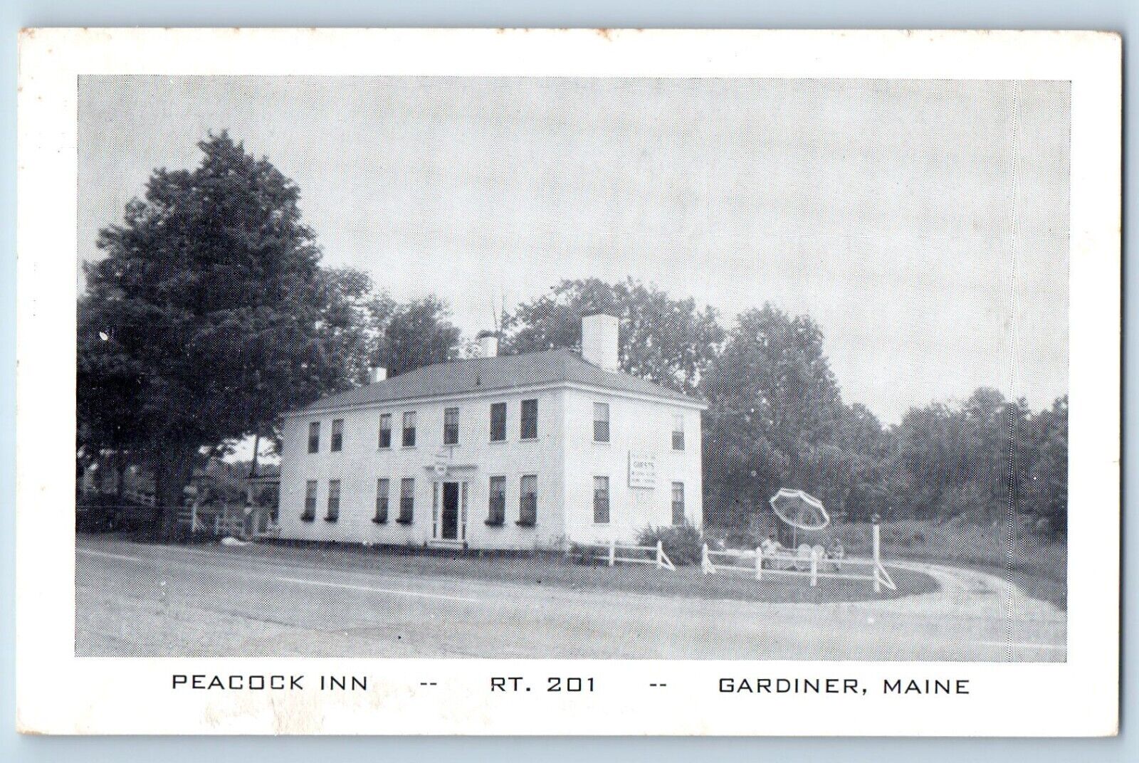 Gardiner Maine Postcard Peacock Inn Building Exterior View 1940 Vintage Unposted