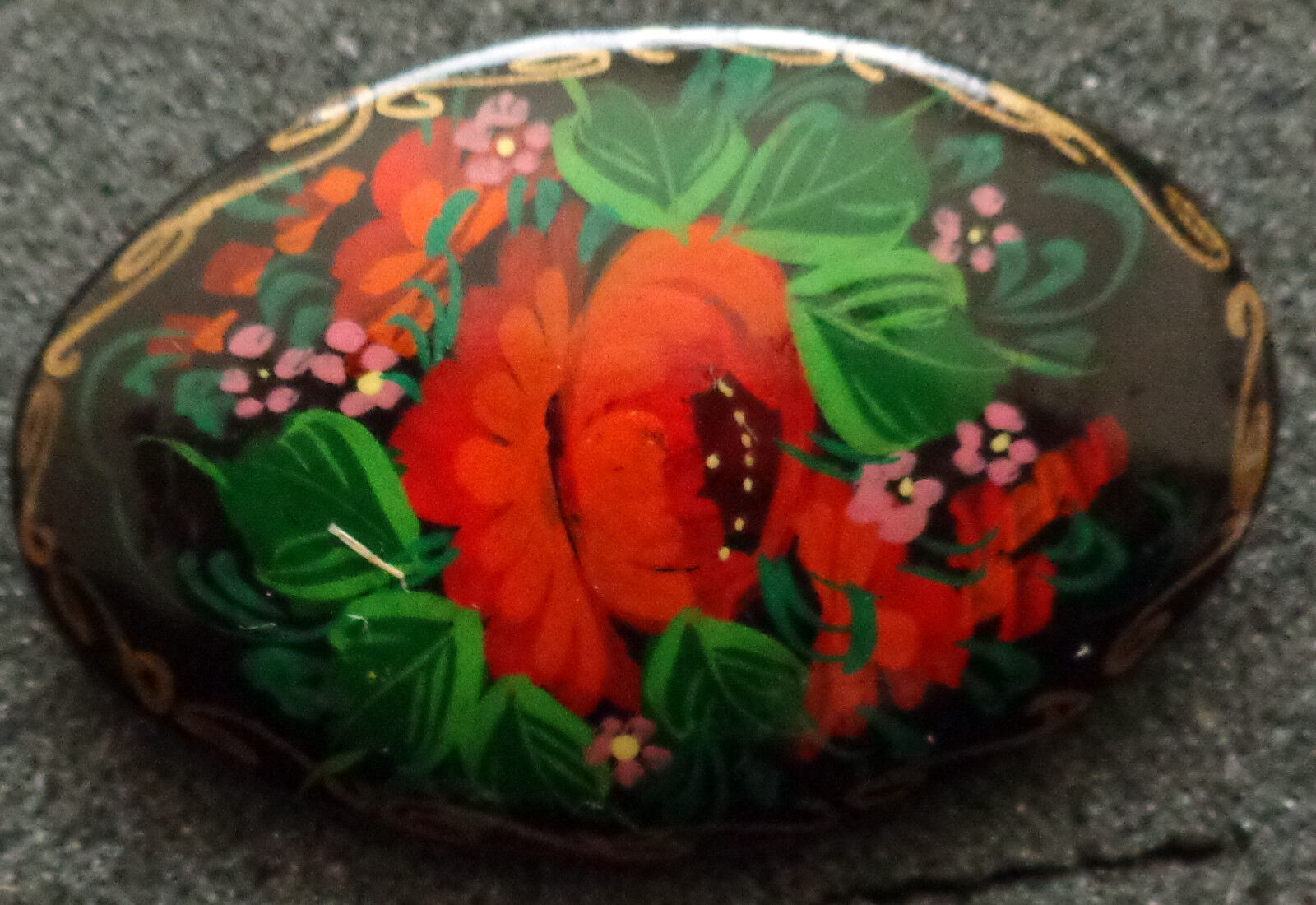  Russian WOOD HAND PAINTED FLOWERS  PIN  #23